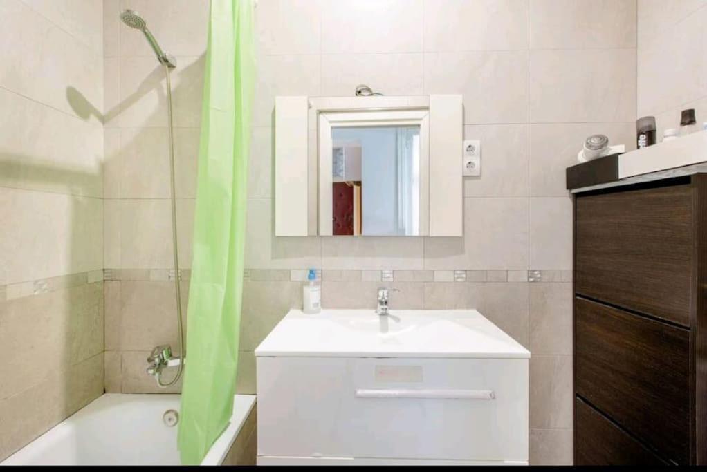 Divina Malasana Apartment Madrid Exterior photo